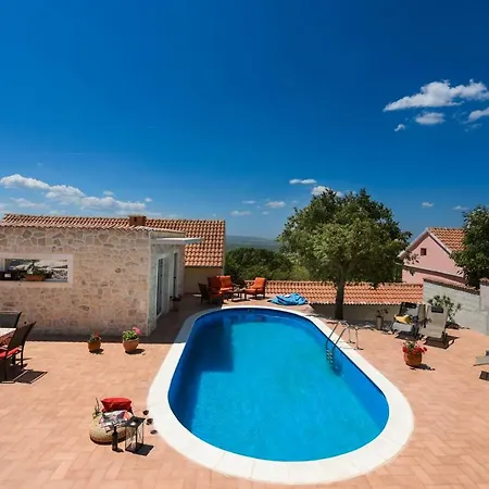 Marina Krusevo-zadar Villa *