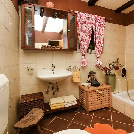 Marina Krusevo-zadar Kruševo